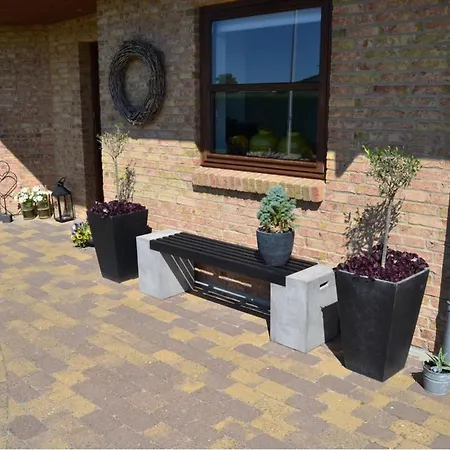 ベッド・アンド・ブレックファスト Driverhuset グランストゥ