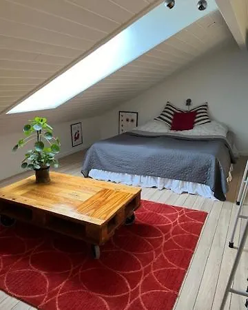 Bed & Breakfast Driverhuset *